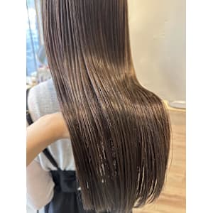 大串　30代　艶髪　グレージュ