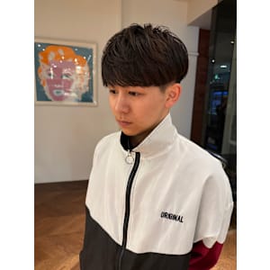 【ノーセットでも決まる】パーマなし清潔感マッシュ