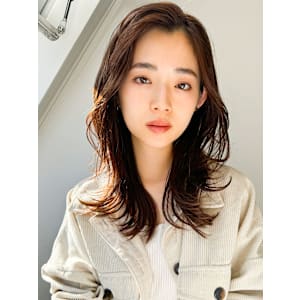 10代20代30代大人かわいい暗髪艶感ヨシンモリくびれミディ