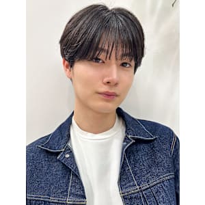 30代40代メンズセンターパート清潔感ビジネス好感度モテ髪 - soar 髪質改善 レイヤーカット 【渋谷 髪質改善サロン】【ソア カミシツカイゼン レイヤーカット】掲載中