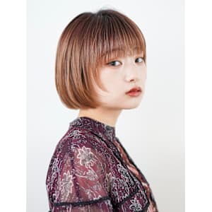 前下がりショート・ボブ/絶壁解消/前髪あり/40代/30代