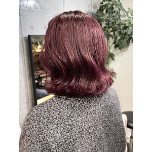 ツヤ感ピンクボルドー