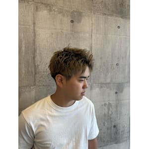 シンプルに決まるベリーショート