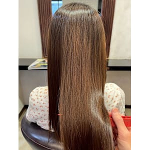 髪質改善/ 縮毛矯正/ 酸熱ストレート/白髪染め/ 赤羽