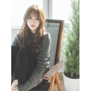 ゆる巻き　ロング　レイヤー　ベージュカラー　20代　30代