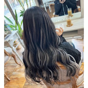 M-style 南海岸和田駅前店×スタイル