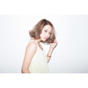 aura 佐世保店×スタイル