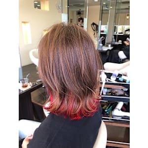 インナーカラーピンク／イヤリングカラーピンク