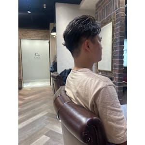 オールバックパーマ