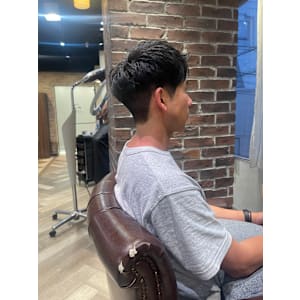 アップバングショート