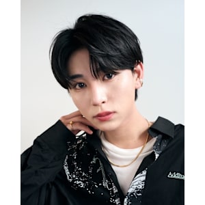 ダークアッシュ/毛流れセンターパート/マッシュ/原宿