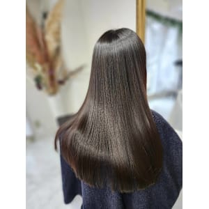 【大通駅／髪質改善・縮毛矯正】coco BELO vivi