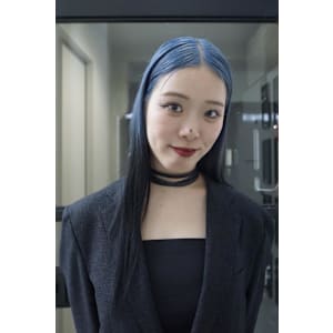 アクアブルー×ブラック