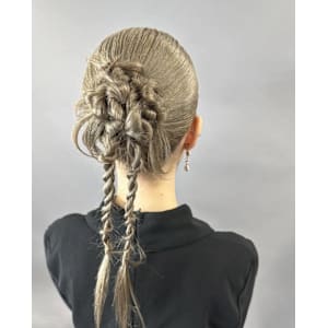 ミドルのシニヨンアレンジ　ヘアセット　ヘアアレンジ - HAIR SET STUDIO la cachette【ヘアセットスタジオ ラ カシェット】【ヘアセットスタジオ ラ カシェット】掲載中