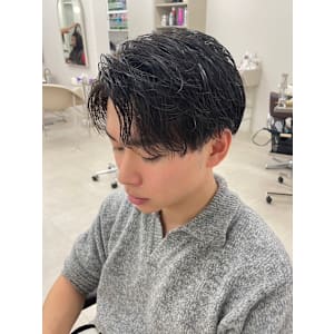 ニュアンスフェザーパーマ＆センターパート/大通個室サロン