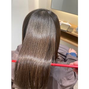 サラツヤボブ美髪矯正！