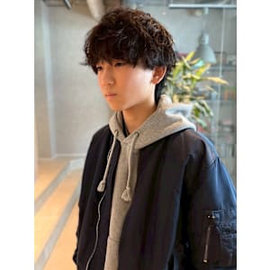 メンズミディアム マッシュウルフ ツイストスパイラルパーマ