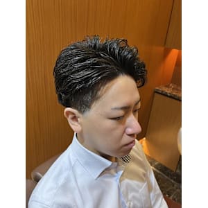 銀座　理容室　ナチュラルパーマ　ビジネスマン