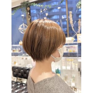 ショート×ベージュ