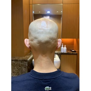 銀座　スキンヘッド