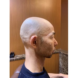 銀座　スキンヘッド