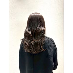 TIENA Beauty Smart Salon×スタイル - TIENA Beauty Smart Salon ONE FUKUOKA BLDG.店【ティエナビューティースマートサロン ワンフクオカビルディングテン】掲載中