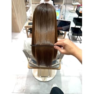 TIENA Beauty Smart Salon×スタイル - TIENA Beauty Smart Salon ONE FUKUOKA BLDG.店【ティエナビューティースマートサロン ワンフクオカビルディングテン】掲載中