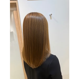 TIENA Beauty Smart Salon×スタイル - TIENA Beauty Smart Salon ONE FUKUOKA BLDG.店【ティエナビューティースマートサロン ワンフクオカビルディングテン】掲載中