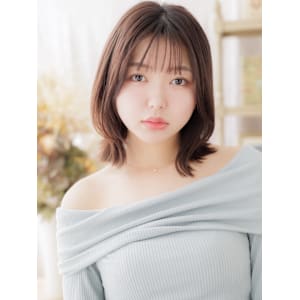 レイヤーカットくびれミディアムこなれヘア　クラゲヘアー