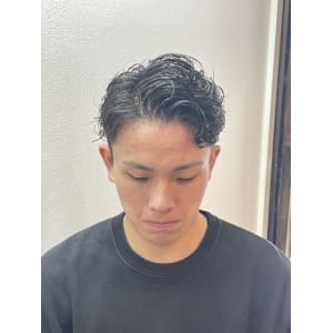 メンズウェーブパーマスタイル