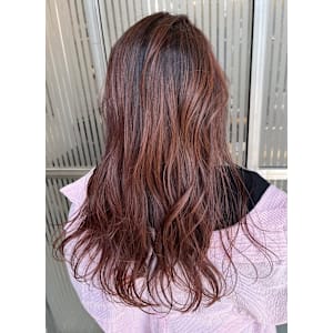 チェリーレッド