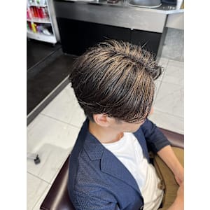 メンズハイライト/ミルクティーベージュ/センターパート