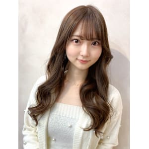 山村/グレージュゆふるわロングヘア/巻き髪風パーマ銀座