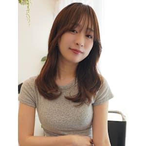 ワンカールでも、巻きでも簡単可愛く！王道ブラウンカラー