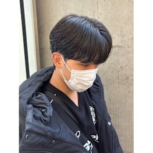 シースルーマッシュ×カルマパーマ　メンズ韓国ヘア　表参道