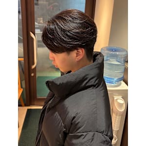 韓国風カルマパーマ　メンズ韓国ヘア　メンズカット　原宿表参道