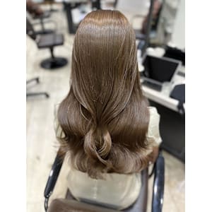 Mako マロンベージュ 透明感カラー ブリーチなし