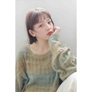 抜け感ショートウルフでこなれた印象に