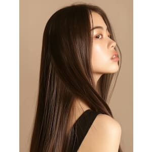 FLORA  treatment&spa ×スタイル