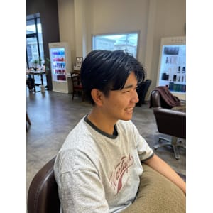 メンズ スッキリセンターパート