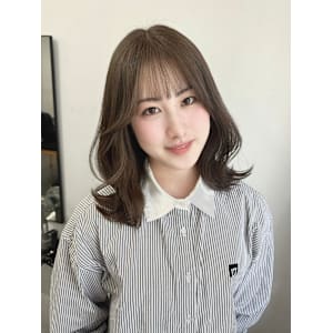 【髪質改善】ミディアムグレージュ/レイヤー/暗髪透明感カラー