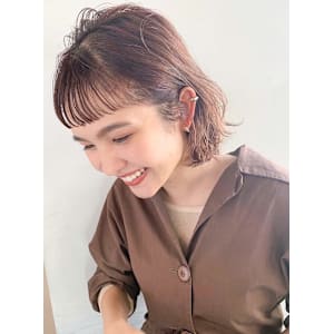 ボブ×短めフルバング