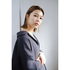 ミディアム×ベージュブラウン