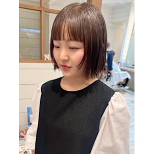 渋谷/ミニウルフ/フェザーパーマ/ボブ/ホワイトグレージュ