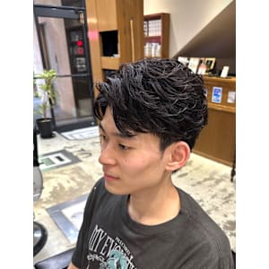 フェザーパーマ【SHIFT】