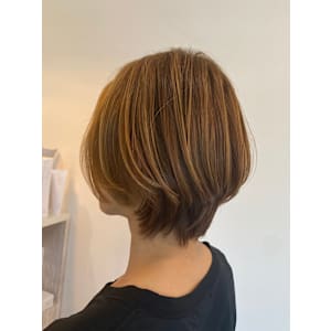 ショートスタイル　大人ショート