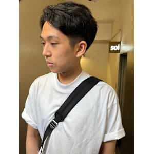 スーツ/ビジネスツーブロック/刈り上げ