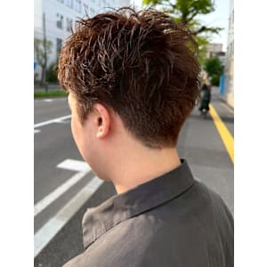 ブラウン ベージュ 束感ショート メンズカジュアル 20代