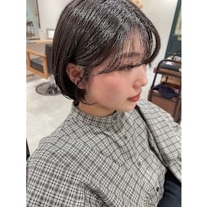 Re:sh iron 髪質改善&縮毛矯正×スタイル