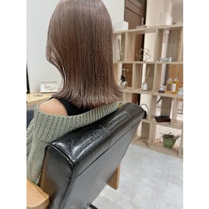 Re:sh iron 髪質改善&縮毛矯正×スタイル